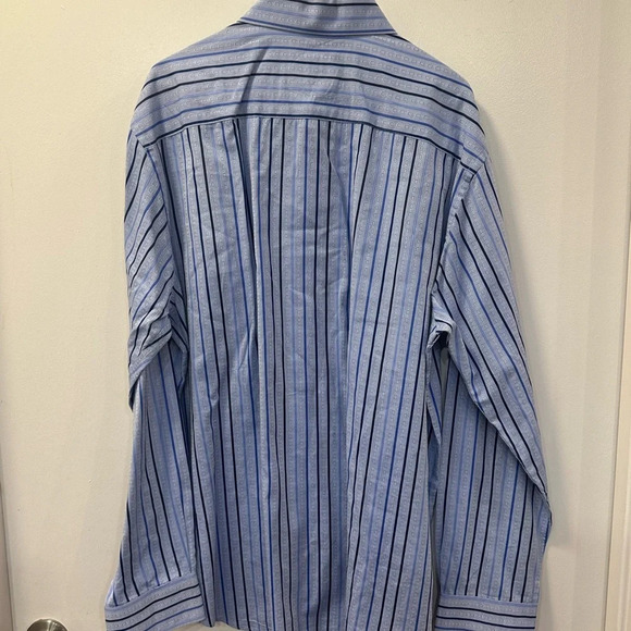 Bugatchi Men Shaped Fit XL- LS Dress Shirt in Blue Pattern - Picture 4 of 12